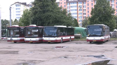 Як дефіцит пального впливає на пасажирські перевезення в Івано-Франківську Як дефіцит пального впливає на пасажирські перевезення в Івано-Франківську
