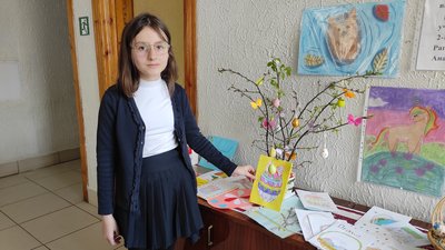 Листівки до Дня матері військовим-матерям відправили на схід тернопільські школярі Листівки до Дня матері військовим-матерям відправили на схід тернопільські школярі