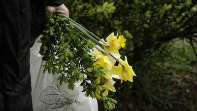 Ракета на кладовище в Одесі: що розповіли люди, які прийшли на могили рідних. ВІДЕО Ракета на кладовище в Одесі: що розповіли люди, які прийшли на могили рідних. ВІДЕО