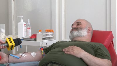 Банк крові поповнили на 40 літрів: у Чернігові понад 100 людей здали кров