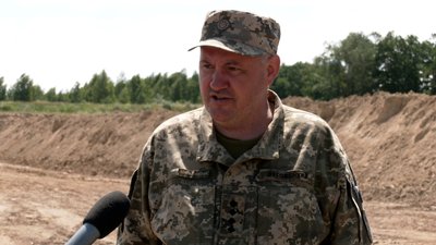 Тактичне пересування, мінна безпека та стрільба: на Чернігівщині сили ТРО проводять тренування Тактичне пересування, мінна безпека та стрільба: на Чернігівщині сили ТРО проводять тренування