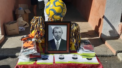 В Івано-Франківську стартував футбольний турнір пам’яті Богдана Дебенка В Івано-Франківську стартував футбольний турнір пам’яті Богдана Дебенка