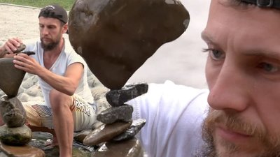 "Втрачається відчуття часу". Як харків'янин балансує каміння