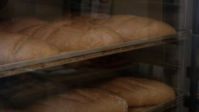 У місті паніка, а ми йдемо пекти хліб: як працювала єдина в Новгороді-Сіверському пекарня у березні 2022 року У місті паніка, а ми йдемо пекти хліб: як працювала єдина в Новгороді-Сіверському пекарня у березні 2022 року