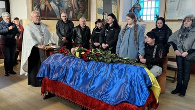 Херсон, прощання з військовим, загинув боєць, захисник