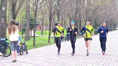 У Кривому Розі пройшов благодійний забіг "За Україну, бо вона у нас одна" У Кривому Розі пройшов благодійний забіг "За Україну, бо вона у нас одна"