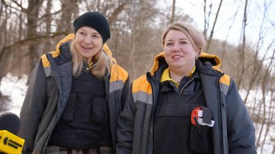 "Поштові історії з прикордоння": як на Сумщині працює бойове відділення "Укрпошти" "Поштові історії з прикордоння": як на Сумщині працює бойове відділення "Укрпошти"