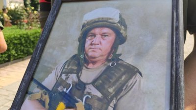 У Луцьку попрощалися з загиблими на війні Геннадієм Лукашуком і Сергієм Ніверським У Луцьку попрощалися з загиблими на війні Геннадієм Лукашуком і Сергієм Ніверським