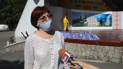 150 дітей з Тернополя отримали шкільне приладдя 150 дітей з Тернополя отримали шкільне приладдя