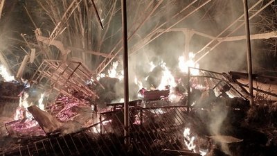Пожежі у Запорізькому районі через атаки РФ, 22 лютого