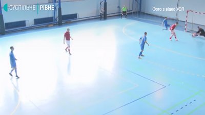 ФК "Рівнестандарт-ДЮСШ-4" переміг ужгородську "Медею"