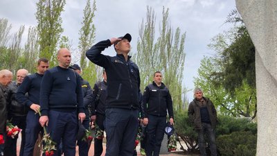 У Миколаєві вшанували пам'ять ліквідаторів аварії на ЧАЕС У Миколаєві вшанували пам'ять ліквідаторів аварії на ЧАЕС