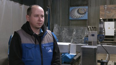 "Гільзи перемоги": у Черкасах створюють гравюри на рештках артилерійських снарядів "Гільзи перемоги": у Черкасах створюють гравюри на рештках артилерійських снарядів