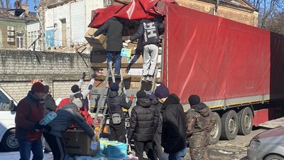 Продукти, медикаменти, засоби гігієни: Дніпропетровщина отримала 40 тонн гумдопомоги з Німеччини