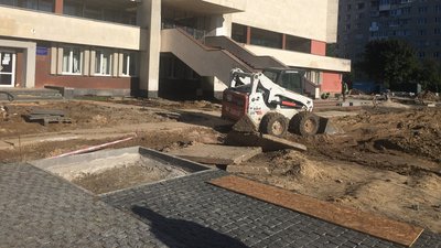Екобруківка, нові дерева і ліхтарі: як зміниться після ремонту площа перед РАЦСом у Луцьку Екобруківка, нові дерева і ліхтарі: як зміниться після ремонту площа перед РАЦСом у Луцьку