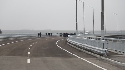 В соцмережах запоріжці розкритикували новий міст. На критику відреагували в Службі доріг