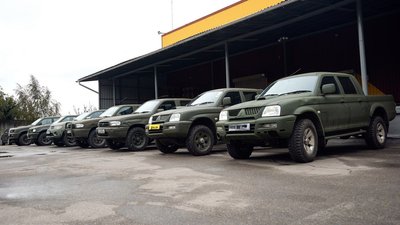 Черкащина передала 12 автівок захисникам