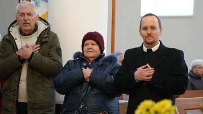 Підтримує людей молитвами. Історія диякона з Івано-Франківщини, який приїхав служити до Херсона Підтримує людей молитвами. Історія диякона з Івано-Франківщини, який приїхав служити до Херсона