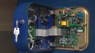У центрі Черкас демонтували три таксофони