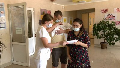 "Якби давали, то було б набагато легше для родини". На Кіровоградщині немає пакунків малюка