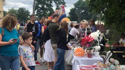 На Житомирщині пройшов фестиваль млинців "Радомлин"