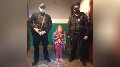 На Черкащині правоохоронці повернули додому шестирічну дівчинку
