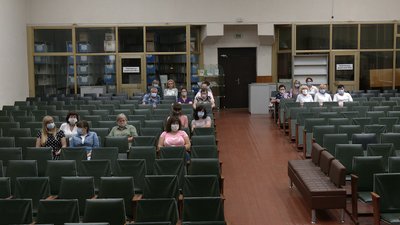 На Рівненщині центри вакцинації працюватимуть щодня, реєструватись через Дію не обов'язково На Рівненщині центри вакцинації працюватимуть щодня, реєструватись через Дію не обов'язково