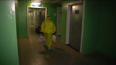 "Один лікар на сотню пацієнтів стаціонару". У Сумах переповнені лікарні з хворими на коронавірус