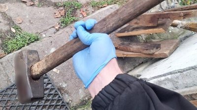 Молоток, яким, за даними поліції, підозрюваний вбив знайомого