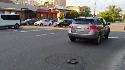 Автівка на місці ДТП