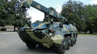 Новітнє озброєння та літаки. Як у Києві проходить репетиція параду до Дня Незалежності Новітнє озброєння та літаки. Як у Києві проходить репетиція параду до Дня Незалежності