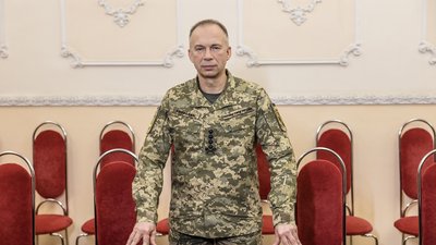 Зеленський звільнив Сирського з посади головкома ЗСУ
