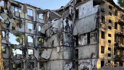 Переселенці з Маріуполя волонтерять у Тернополі Переселенці з Маріуполя волонтерять у Тернополі