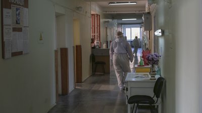 Річниця "ковіду" на Буковині. Як змінилась робота лікарів у десяти фото Річниця "ковіду" на Буковині. Як змінилась робота лікарів у десяти фото