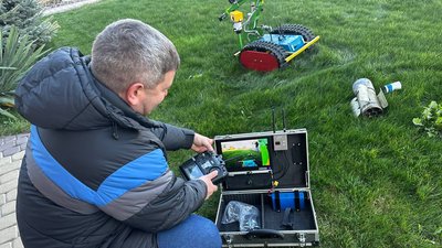 У Запоріжжі створюють роботів-саперів для розмінування територій У Запоріжжі створюють роботів-саперів для розмінування територій