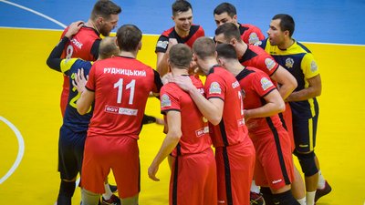 У Житомирі стартували матчі 4 туру Чемпіонату України з волейболу серед чоловічих команд У Житомирі стартували матчі 4 туру Чемпіонату України з волейболу серед чоловічих команд
