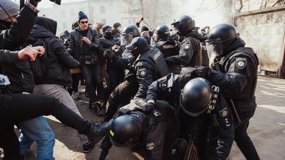 Поліція відкрила справу через сутички під час суду над Стерненком в Одесі
