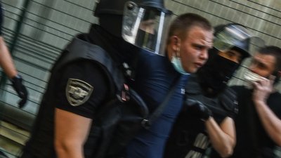 Сутички на "Одеса Прайд 2020": версії ЛГБТ-спільноти, противників та поліції Сутички на "Одеса Прайд 2020": версії ЛГБТ-спільноти, противників та поліції