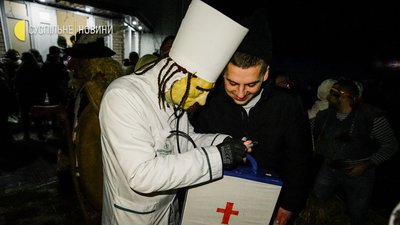 "Ніхто не скаже, про що це, але це в нас у крові". Пошук сенсів у чистому мистецтві Маланки "Ніхто не скаже, про що це, але це в нас у крові". Пошук сенсів у чистому мистецтві Маланки