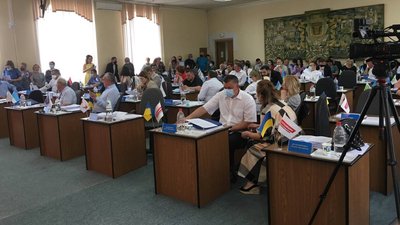 "Не створювати напругу": депутати звернулися до Рівнегазу через людей без газу