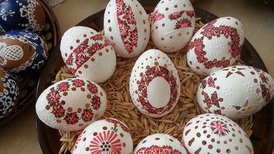 Майстриня з Кам’янського створила колекцію у майже 1000 писанок Майстриня з Кам’янського створила колекцію у майже 1000 писанок