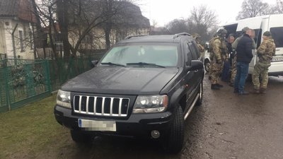 Поліцейські затримали чоловіка, який продавав на Львівщині наркотики Поліцейські затримали чоловіка, який продавав на Львівщині наркотики