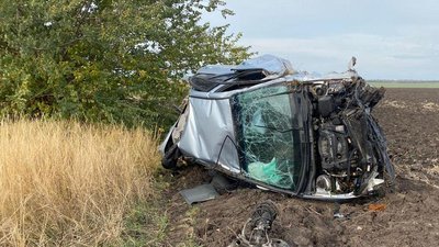 На Запоріжжі в ДТП загинула молода жінка