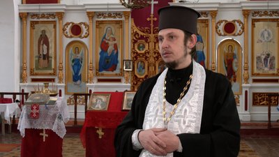 Церква у Корюківці на Чернігівщині перейшла до ПЦУ: як пройшло перше богослужіння та в якому стані храм Церква у Корюківці на Чернігівщині перейшла до ПЦУ: як пройшло перше богослужіння та в якому стані храм