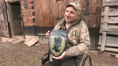"Разом і до перемоги". Історія прикарпатського волонтера Дмитра Малковича "Разом і до перемоги". Історія прикарпатського волонтера Дмитра Малковича