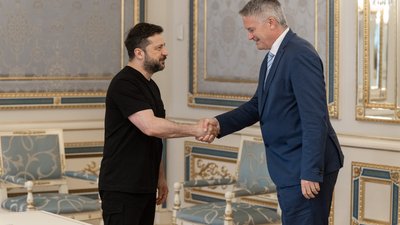 Зеленський, Матіас Корман