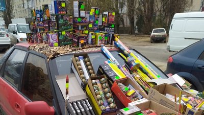40 кг піротехніки вилучили поліцейські Херсонщини та напередодні свят нагадують правила безпеки