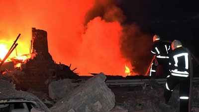 Внаслідок обстрілів у Миколаєві виникло дві пожежі