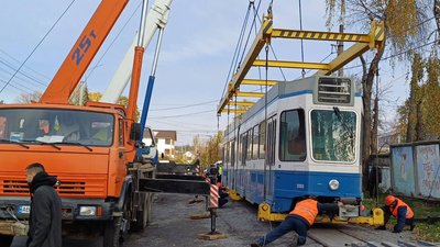 До Вінниці зі Швейцарії привезли ще один трамвай "Tram2000"