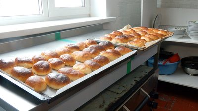"Віримо у них і будемо підтримувати": як учні та вчителі гімназії на Вінниччині допомагають захисникам "Віримо у них і будемо підтримувати": як учні та вчителі гімназії на Вінниччині допомагають захисникам